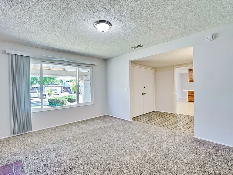 6063 Pineland Ave — Photo 7