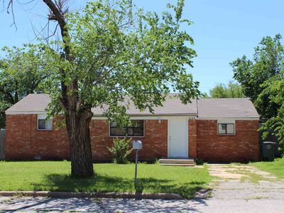 2106 NW Hoover Ave, Lawton, OK, 73505