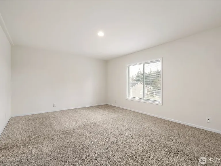 10206 SE Grand View St — Photo 6
