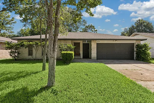 17134 Barcelona Dr Photo 1
