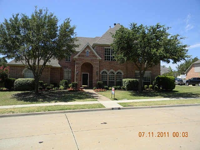 1st image of 2413 Highgate Dr