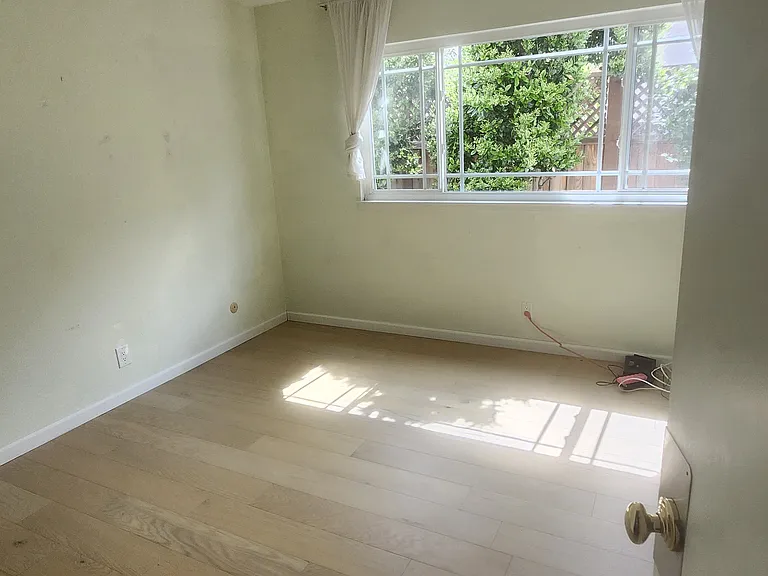 6662 Mount Hope Dr — Photo 9