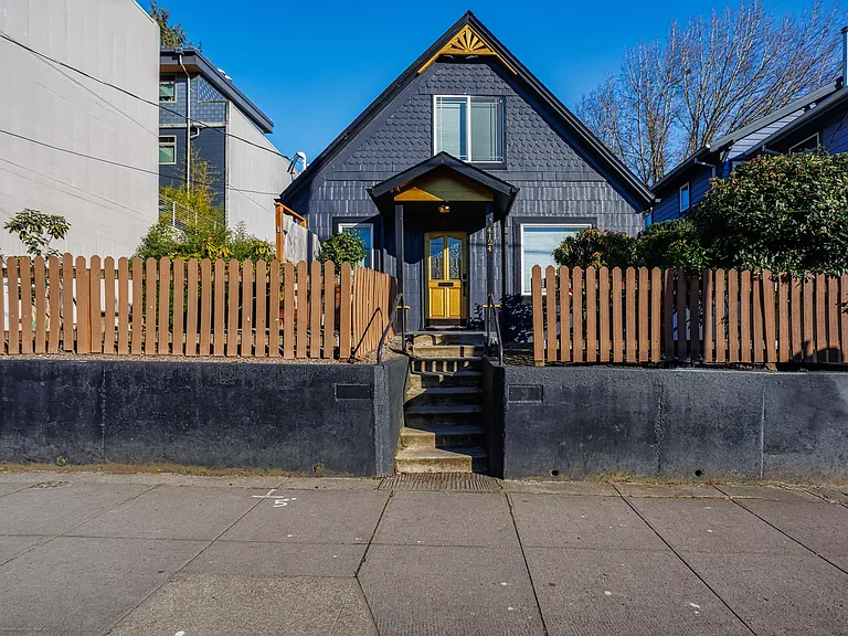 4124 N Mississippi Ave — Photo 4