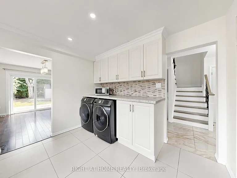 148 Sexton Cres #MAIN — Photo 17