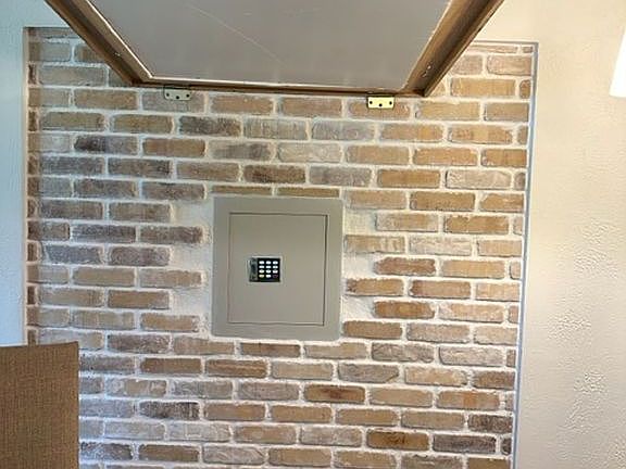 4th image of 2424 W Tampa Bay Blvd APT M203