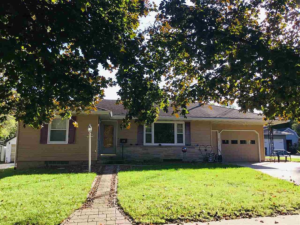 1st image of 410 2nd St
