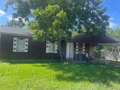 810 E Navarro Ave, Mart, TX, 76664