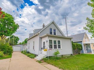 614 Dewitt St, Portage, WI 53901