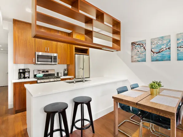 262 18th St #1, Brooklyn, NY 11215