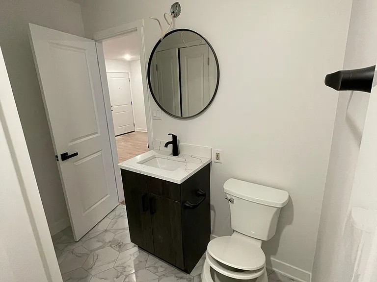 Rosewood Commons — Photo 12