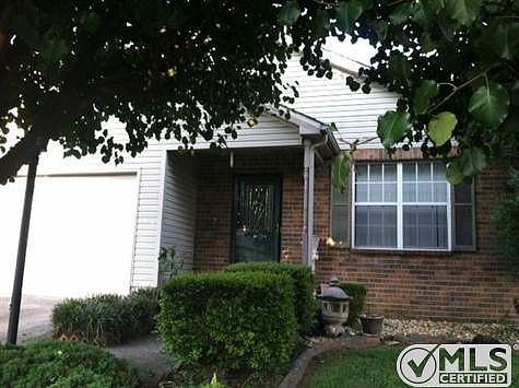 2nd image of 104 Gateway Ln