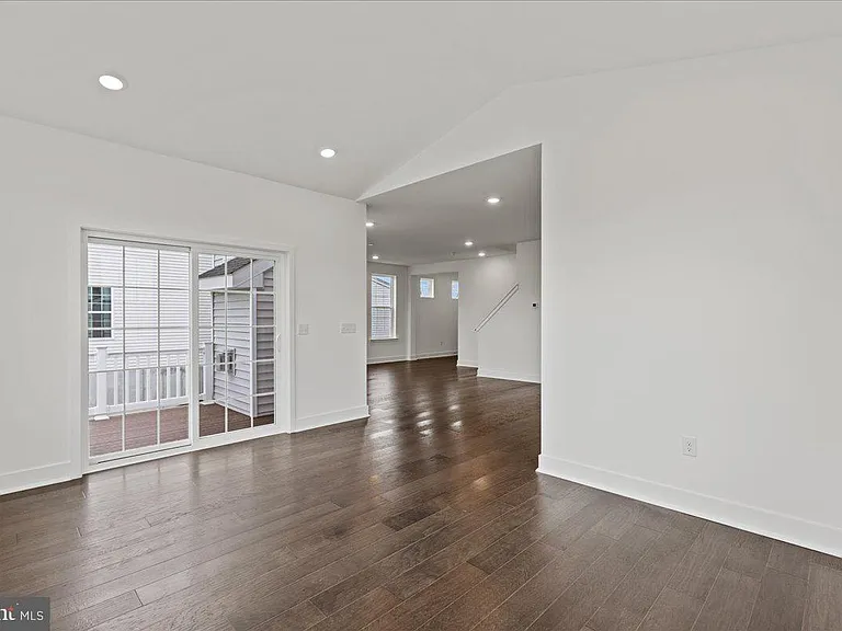 21 William Boyer Dr — Photo 13