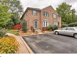 9 Windsor Ct, Reading, PA 19606