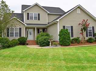 7548 Strawberry Rd, Summerfield, NC 27358