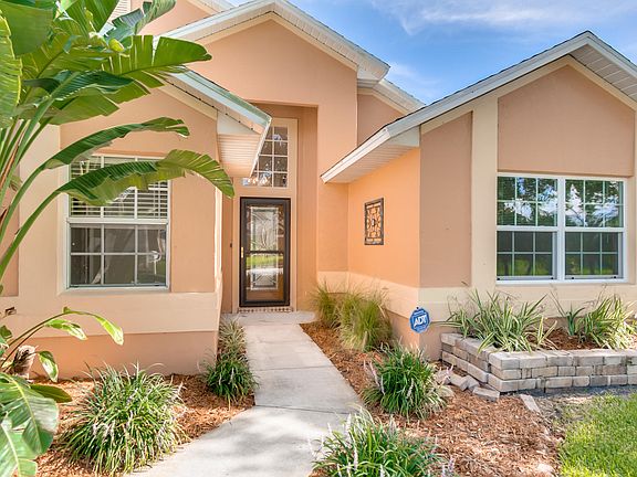 3rd image of 1951 Glen Meadows Cir
