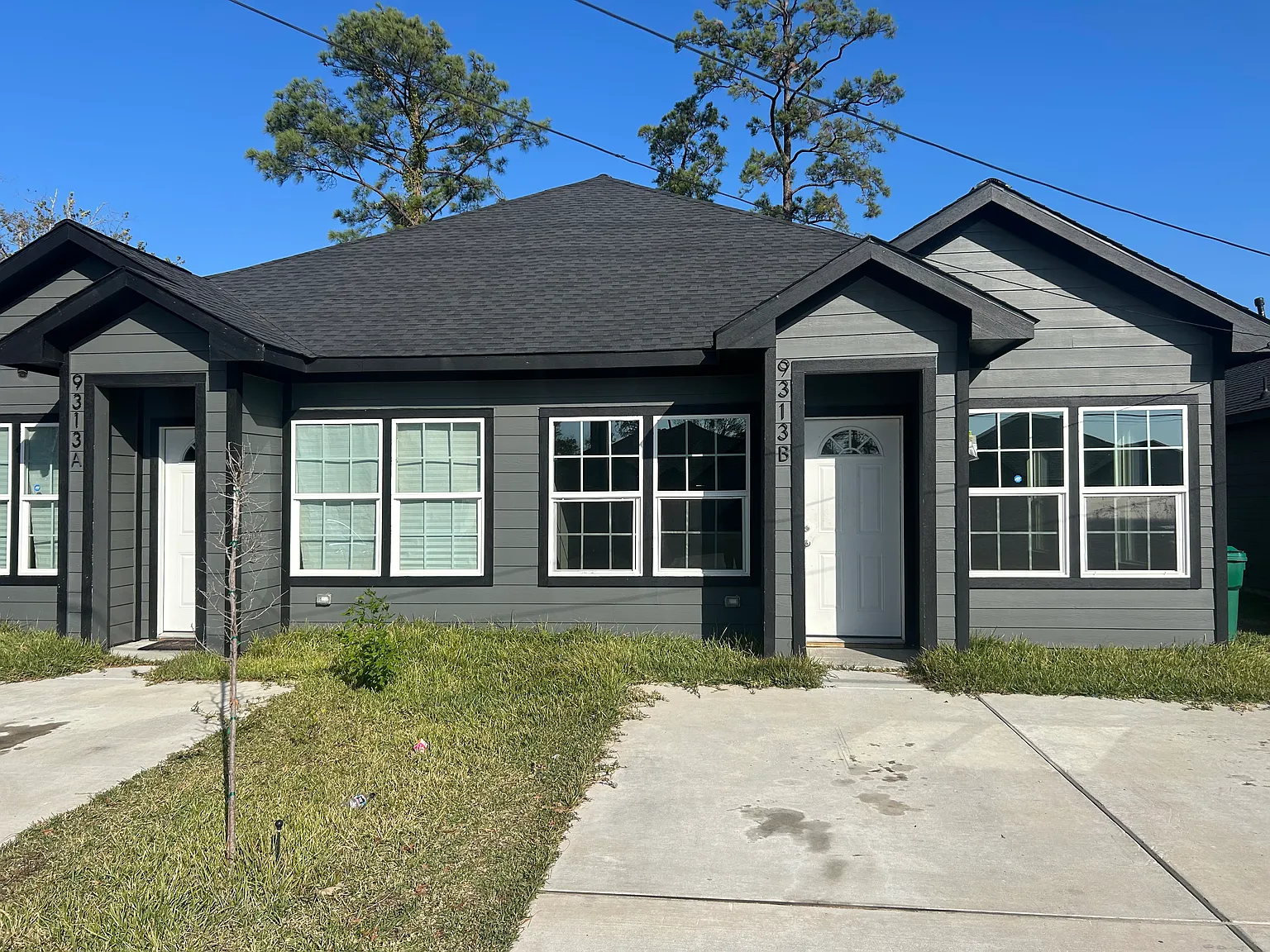 3 bed, 1235 sqft, $1,700 — Photo 1