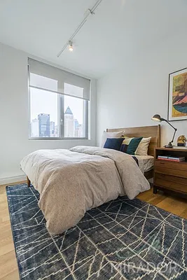 Rented by Mirador Real Estate | media 32