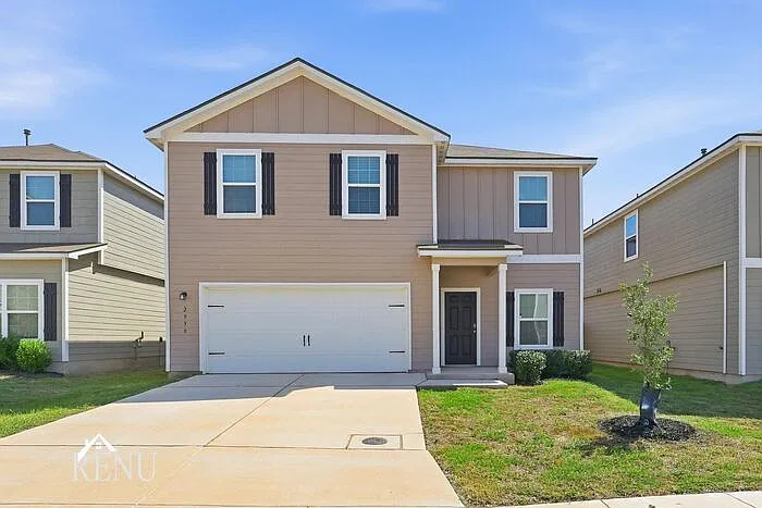 4 bed, 2.5 bath, 2204 sqft, $1,740 — Photo 1