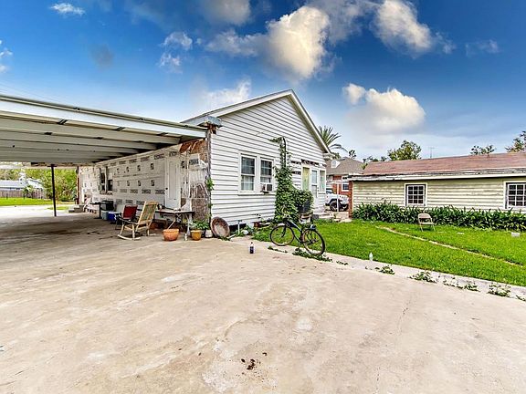 2nd image of 118 Suthon Ave
