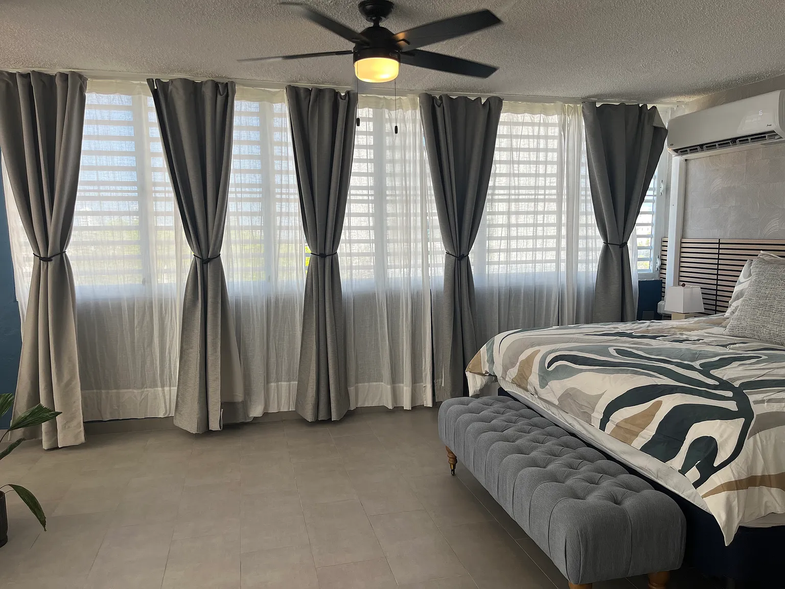 Studio, 519 sqft, $2,200 — Photo 2