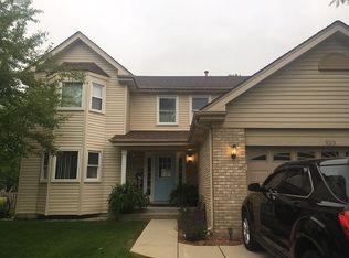 523 Old Country Way, Wauconda, IL 60084