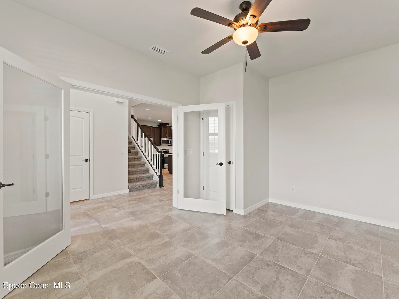 5 bed, 5.5 bath, 3488 sqft, $4,500 — Photo 4