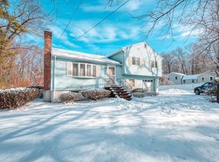 33 Forge Village Rd, Westford, MA 01886