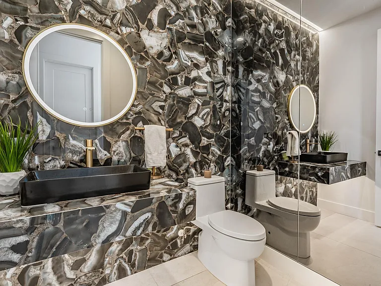 212 S Renellie Dr — Photo 15