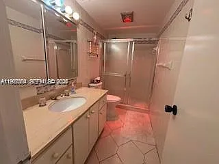 300 Bayview Dr #707 — Photo 8