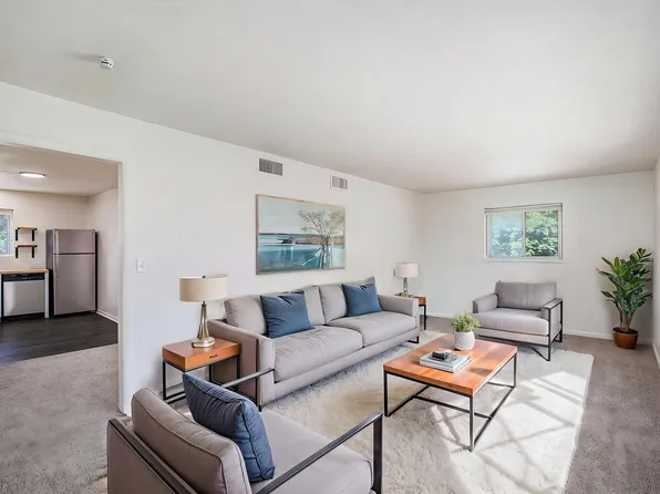 Estes on Ash, 6315-6333 Ash Ave #6329, Kansas City, MO 64133