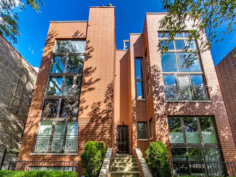 1st image of 1645 N Artesian Ave #1