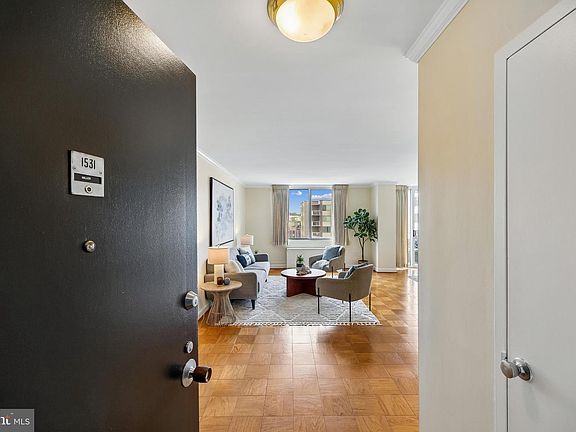 2nd image of 3001 Veazey Ter NW APT 1531