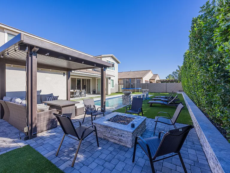 22725 E Desert Hills Dr — Photo 37