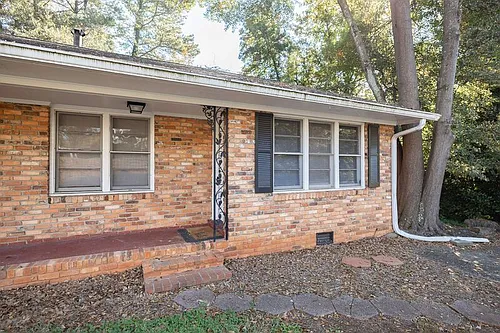 2229 S Milledge Ave Photo 1