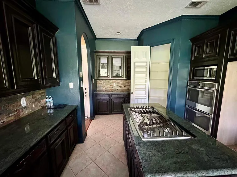 15106 Green Tavern Ct — Photo 18