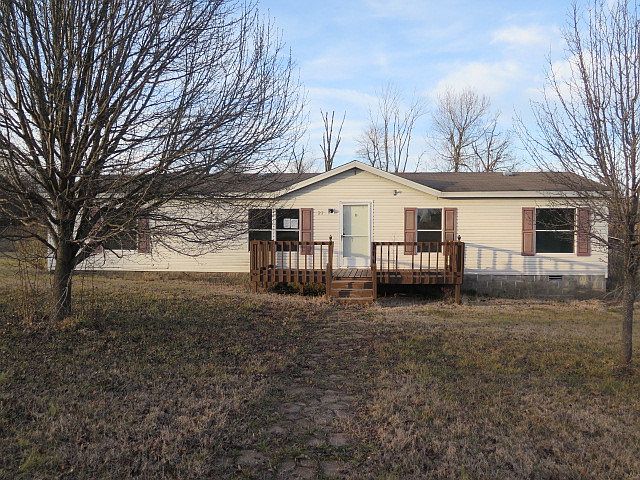 1st image of 21 Pebble Creek Dr