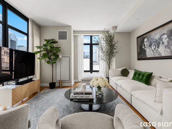 57 Reade St APT 8F, New York, NY 10007