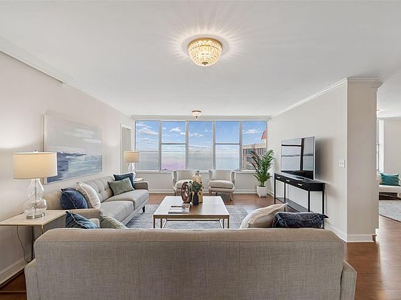 4th image of 2403 S ARDSON PLACE #902B