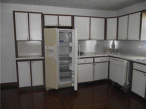 4th image of 1047 E Lake Parker Dr