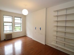 171 Kent St #2L, Brooklyn, NY 11222
