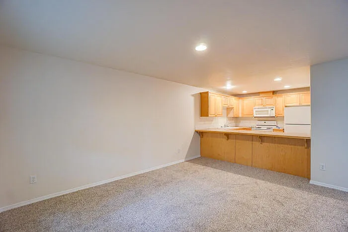 13911 NE 7th Ct — Photo 14