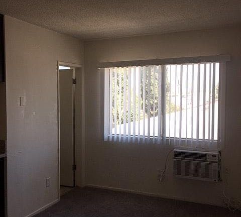 3rd image of 6722 Troost Ave APT 4