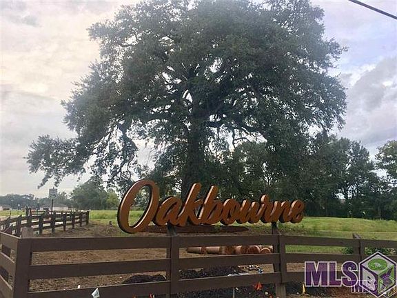 2nd image of 18038 Oakbourne Ave