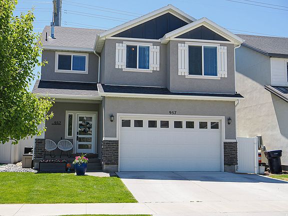 3rd image of 957 W McKenna Rd S