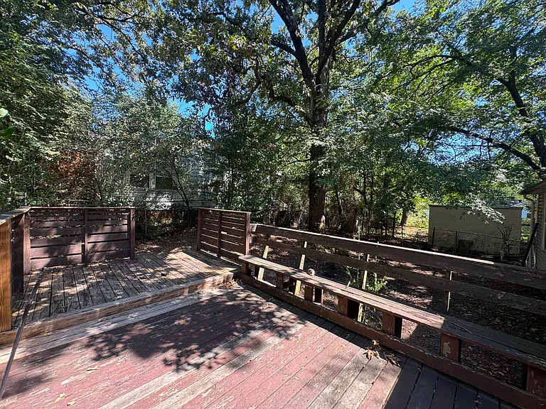901 S Harrison St — Photo 9