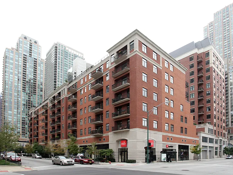 33 W Huron St #510 — Photo 19
