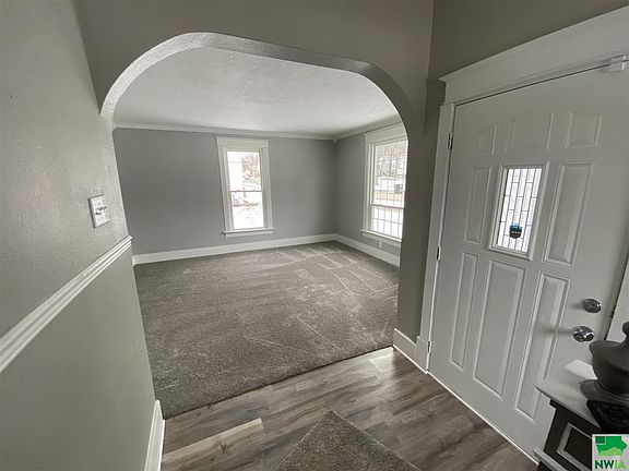 2nd image of 4620 4th Ave