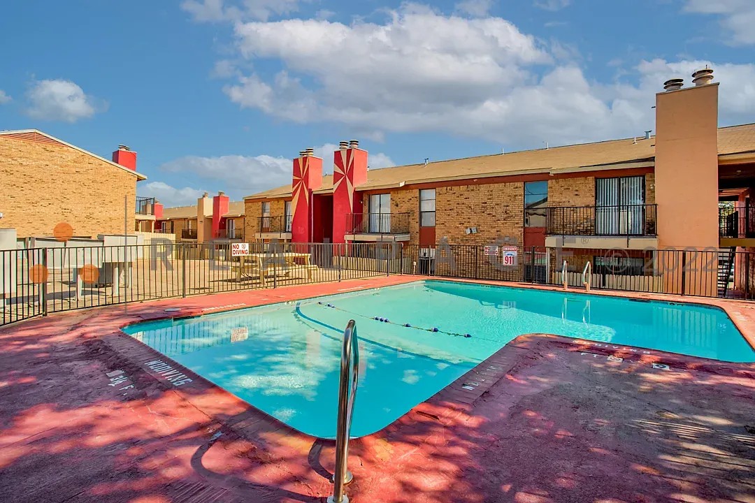 Chula Vista Apartment Homes — Photo 3
