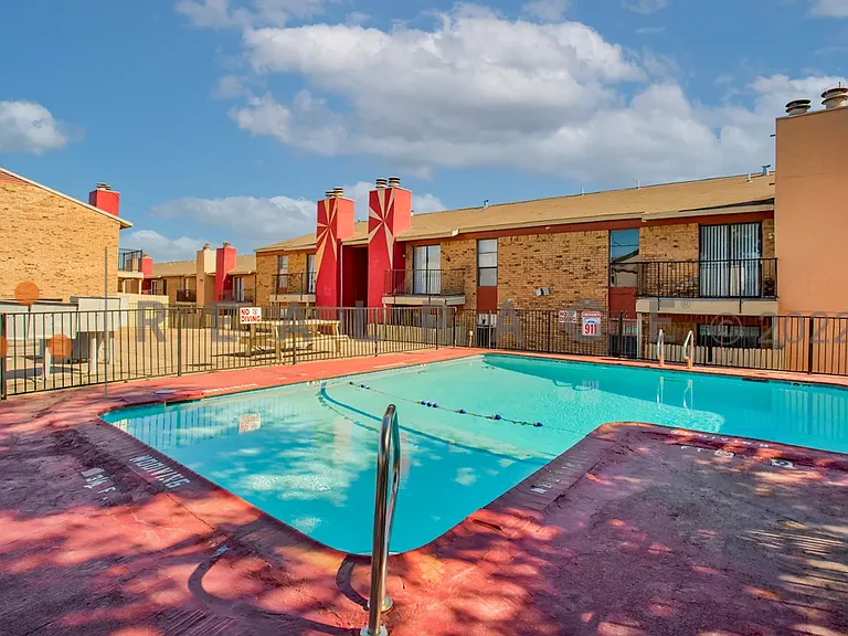 Chula Vista Apartment Homes — Photo 3
