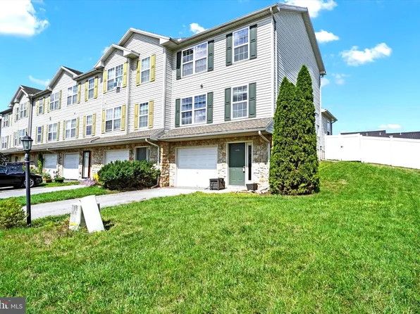 415 Fisher Dr, York, PA 17404